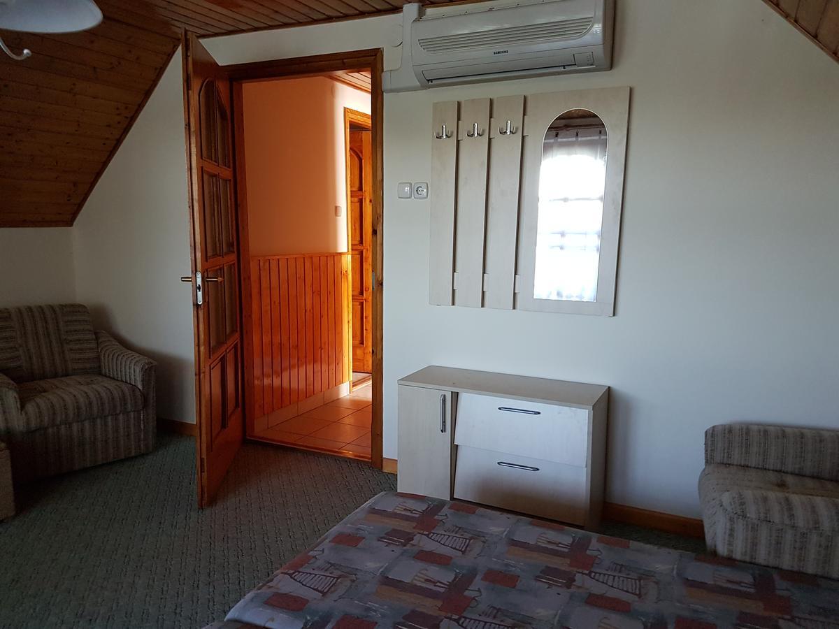 To Uti Vendeghaz Guest house *