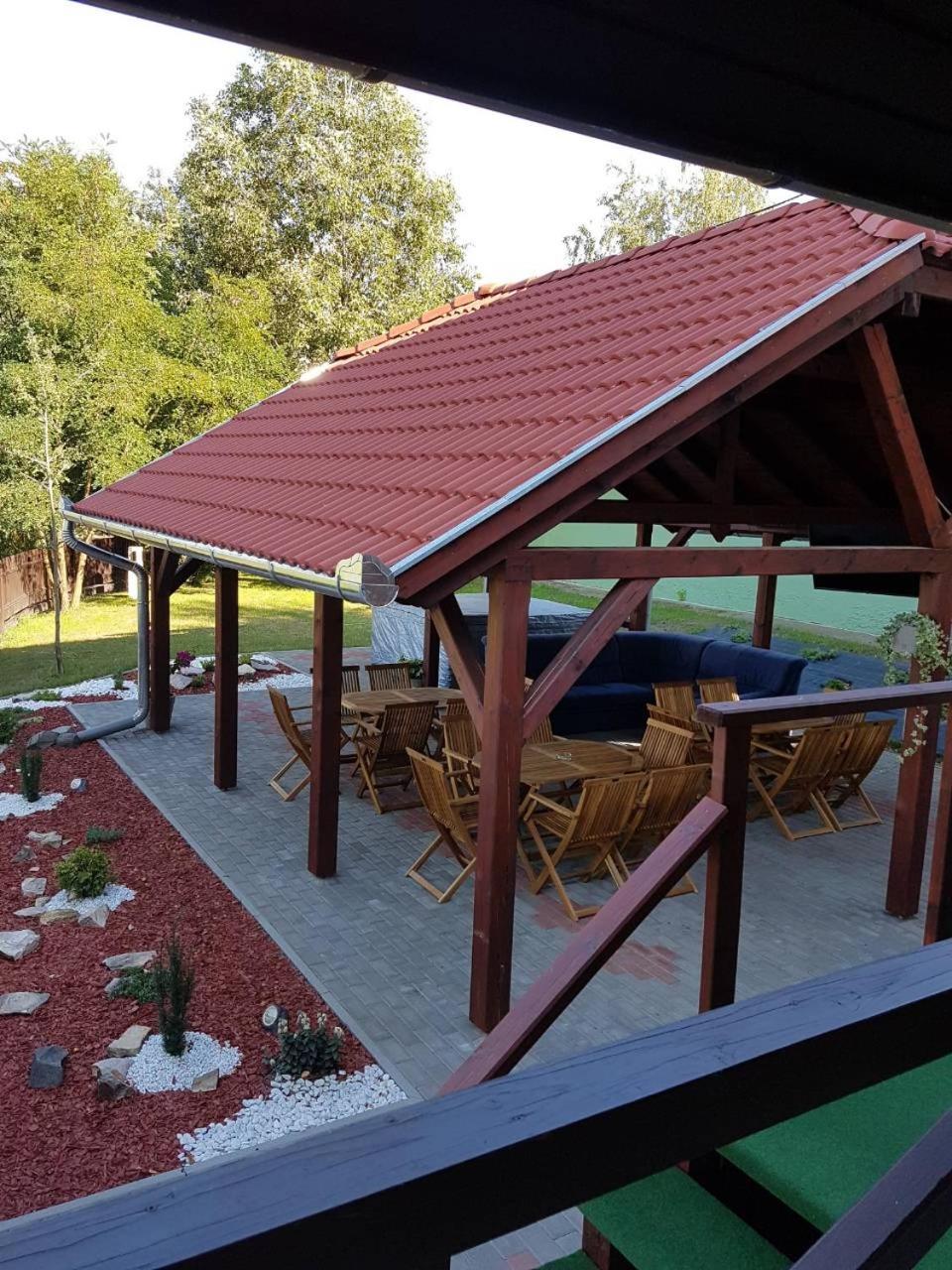 Guest house To Uti Vendeghaz *